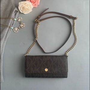Michael kors Wallet Crossbody